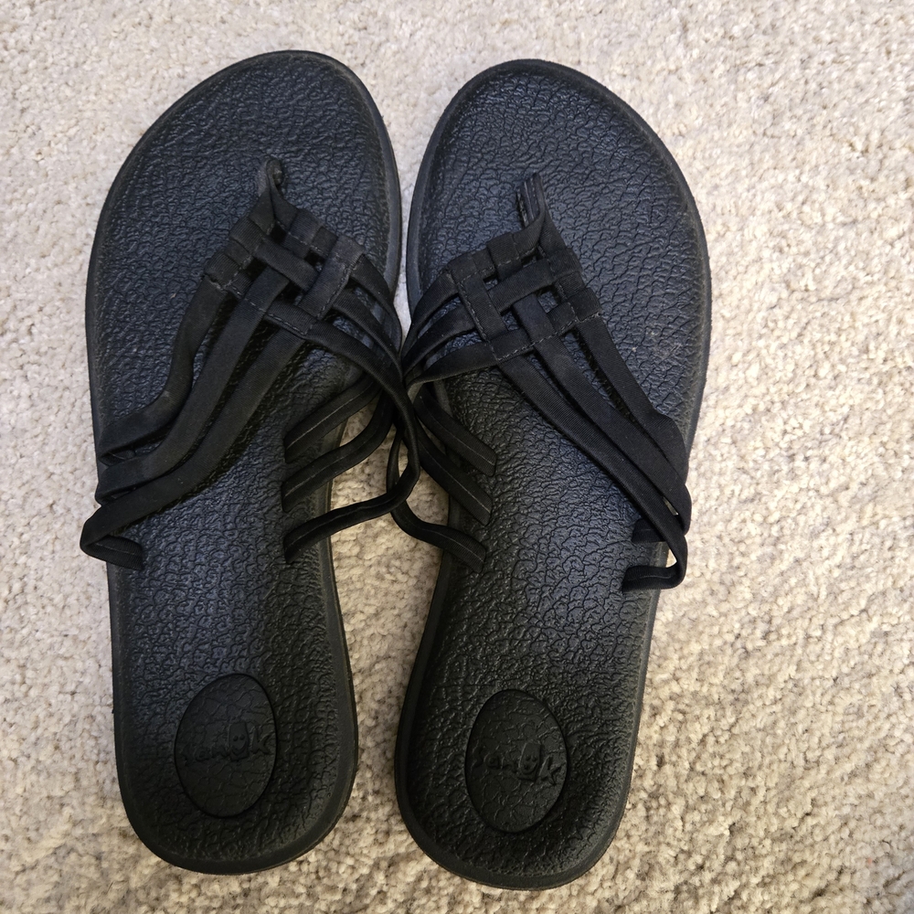 Women's Sanuk Black Sandals Sz 8